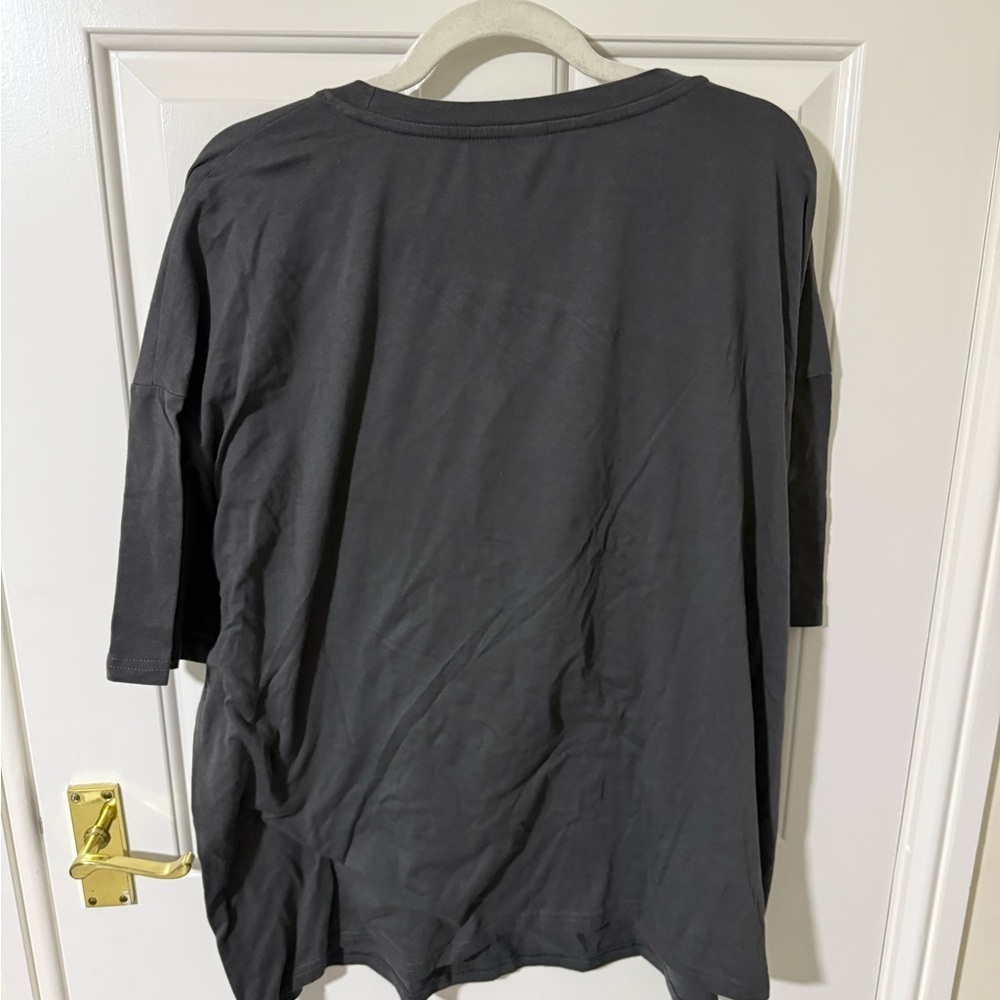 2/$15 SHEIN Curve Graphic Malibu Beach Drop Shoulder Tee 3x - Picture 3 of 5
